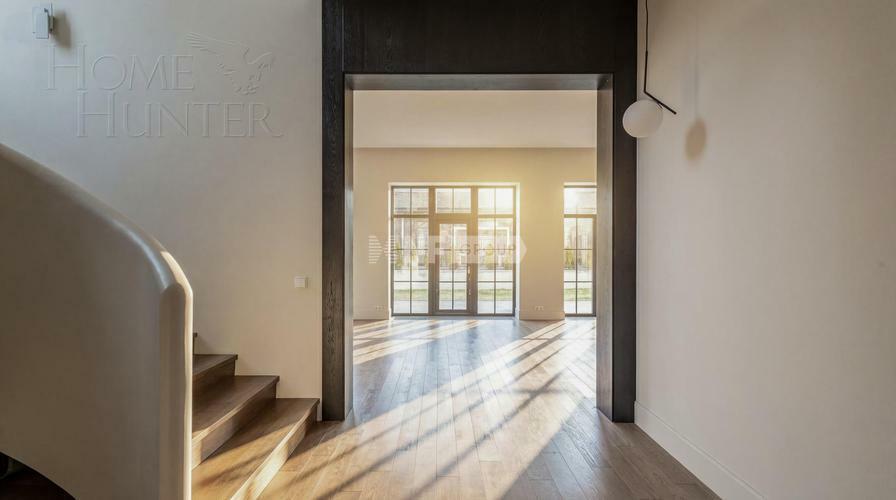 2-этажный коттедж 280 м² с отделкой