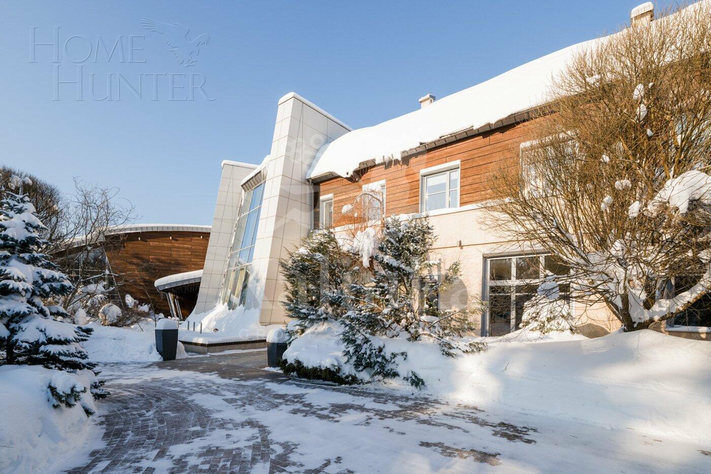 2-этажный коттедж 2 150 м² с отделкой