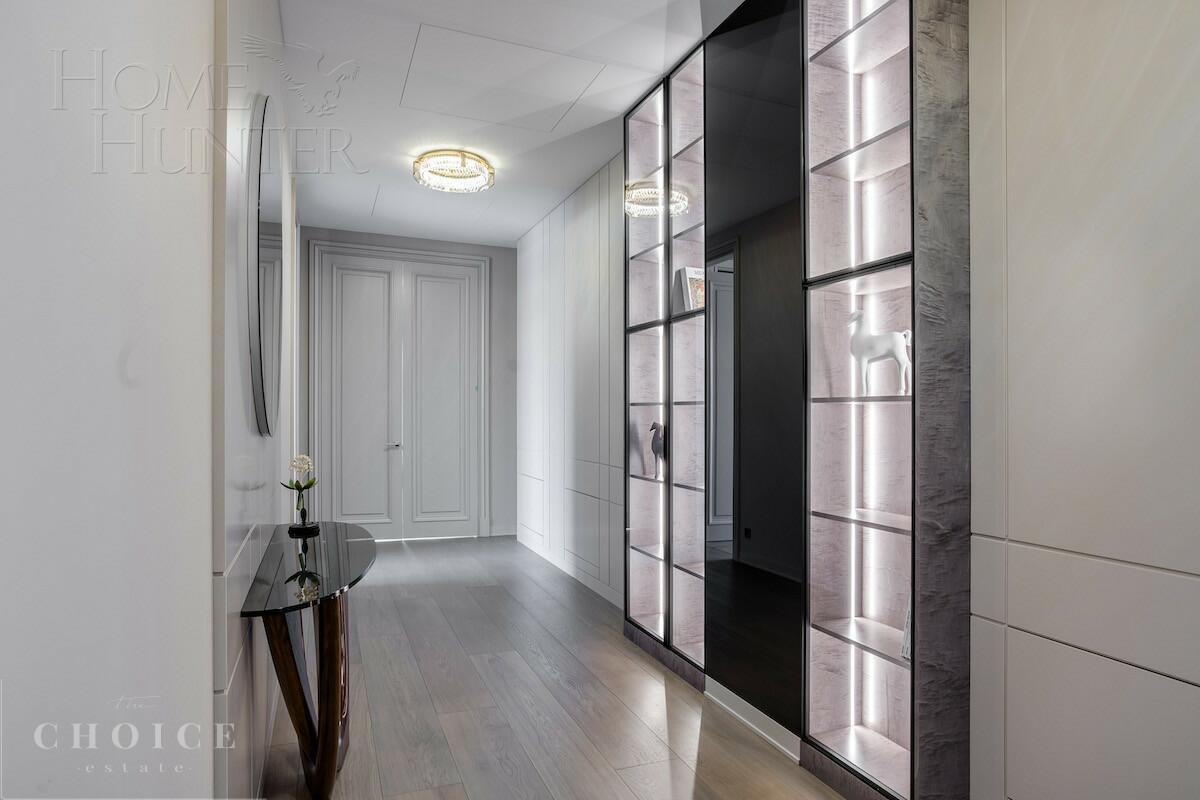 2-этажный коттедж 1 327 м² с отделкой