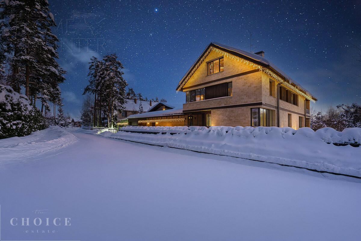 2-этажный коттедж 1 125 м² с отделкой