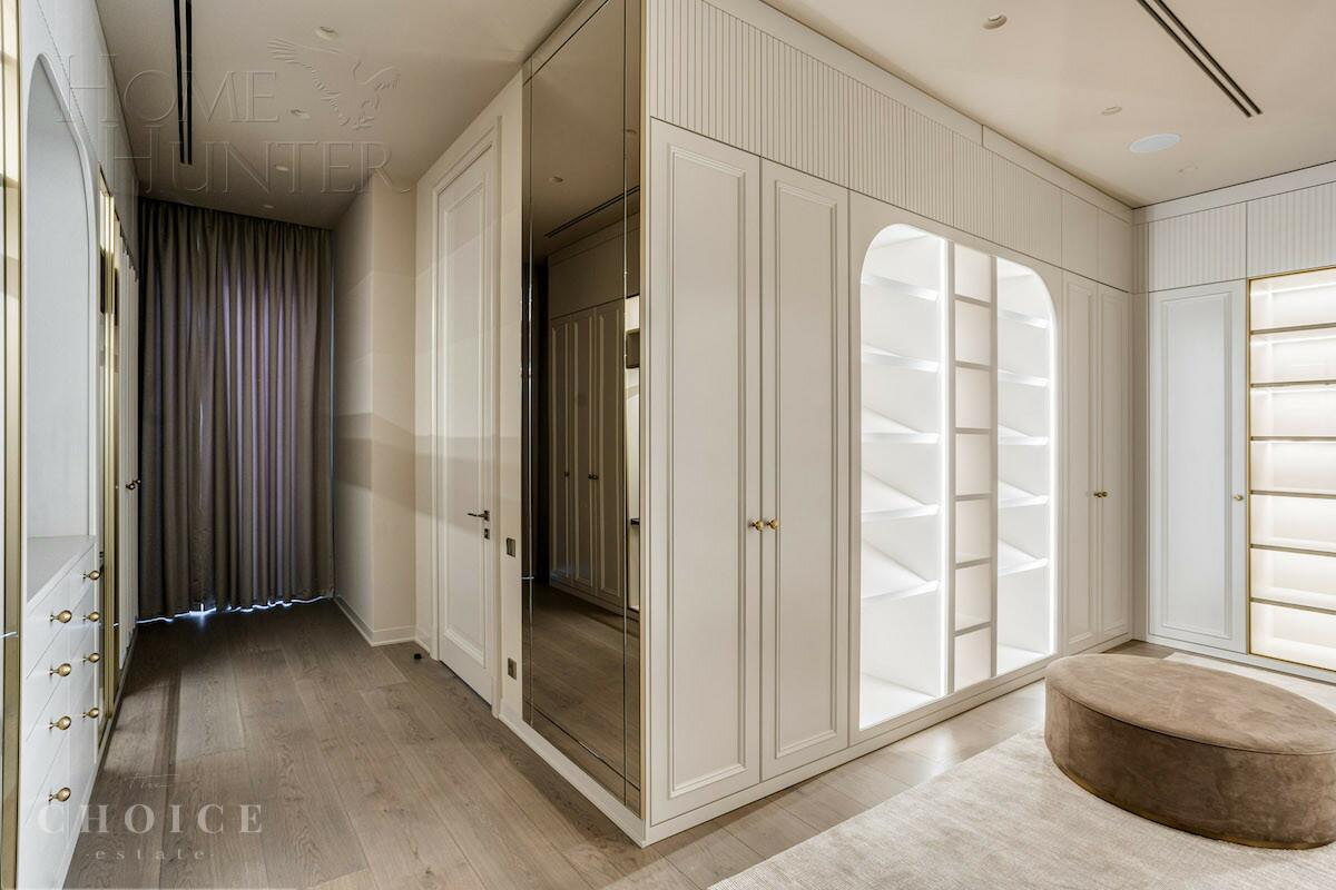 2-этажный коттедж 1 327 м² с отделкой