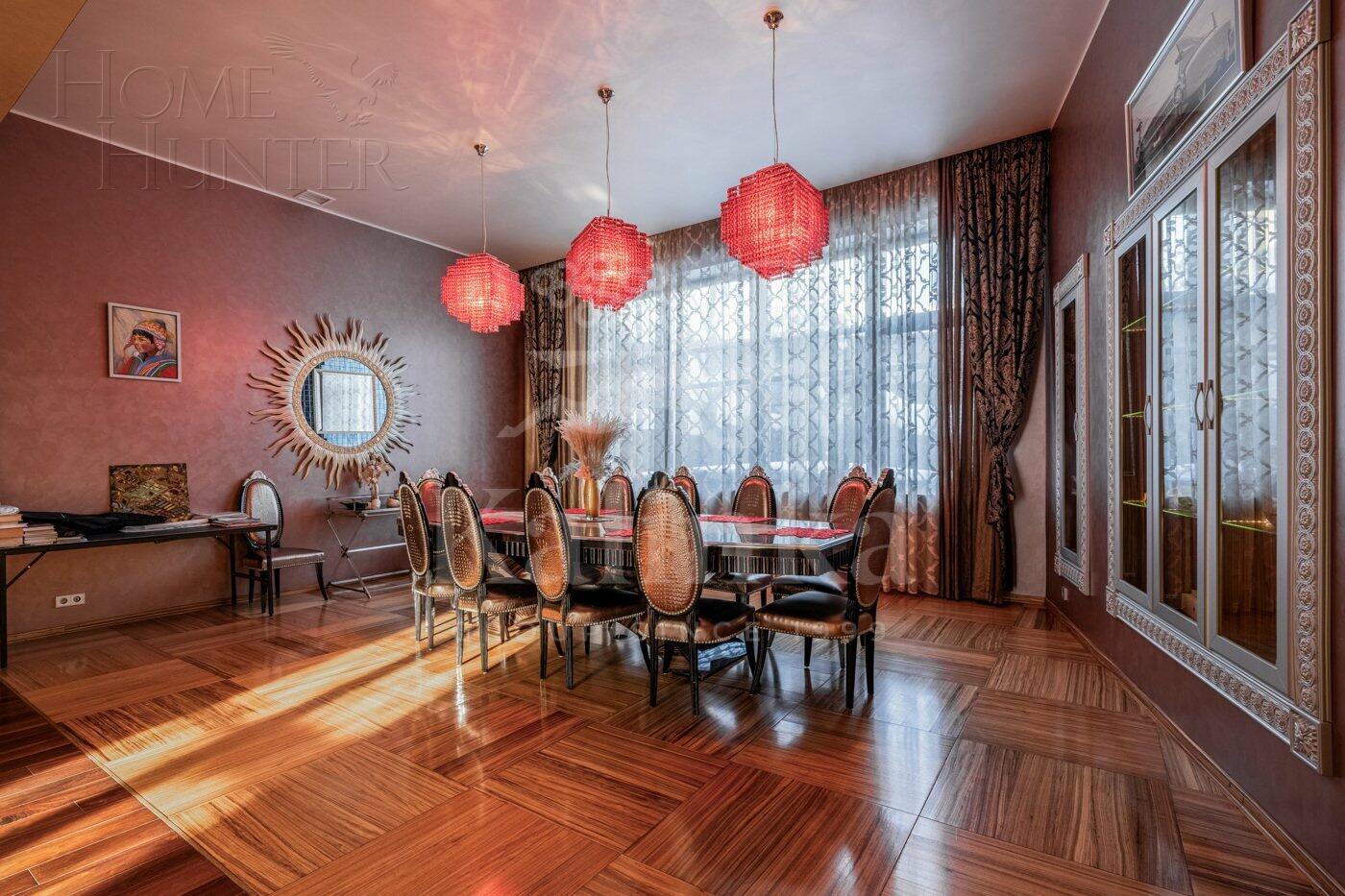 2-этажный коттедж 2 150 м² с отделкой