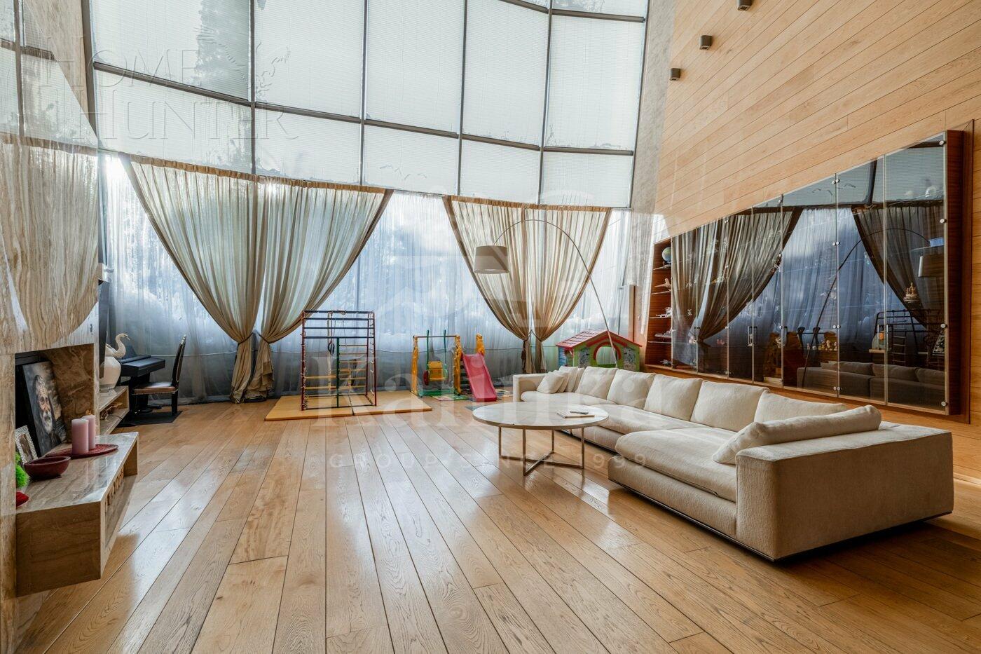 2-этажный коттедж 2 150 м² с отделкой