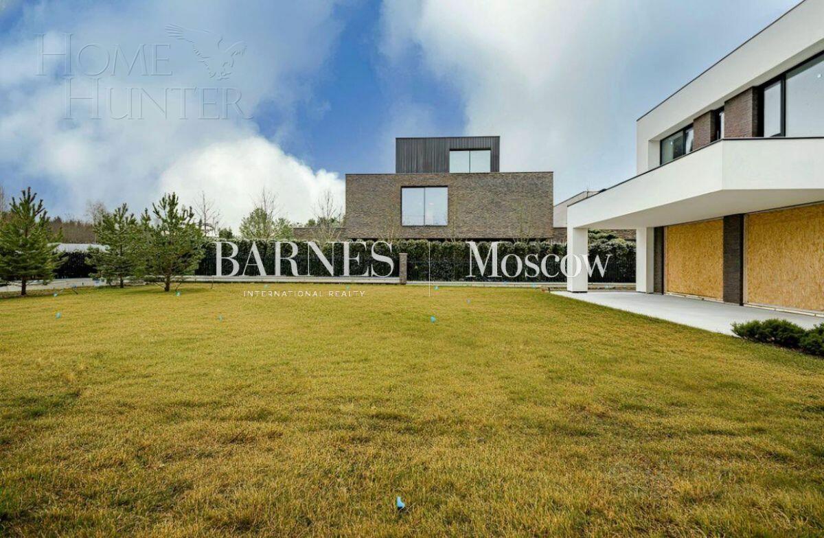 2-этажный коттедж 365 м² без отделки