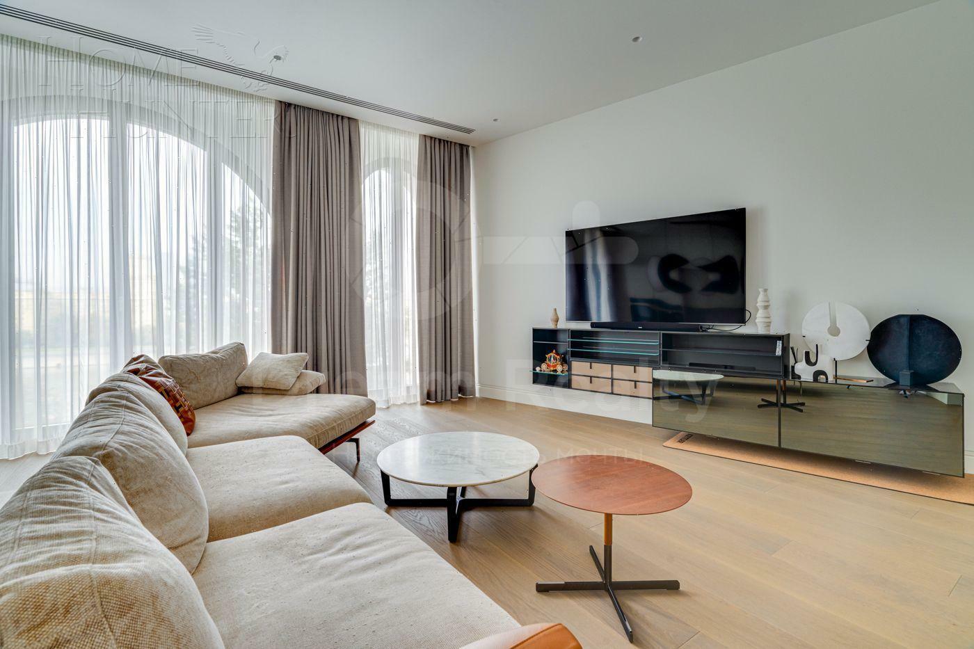 2-КОМН. КВАРТИРА С ОТДЕЛКОЙ 165.9 М² НА 4 ЭТАЖЕ