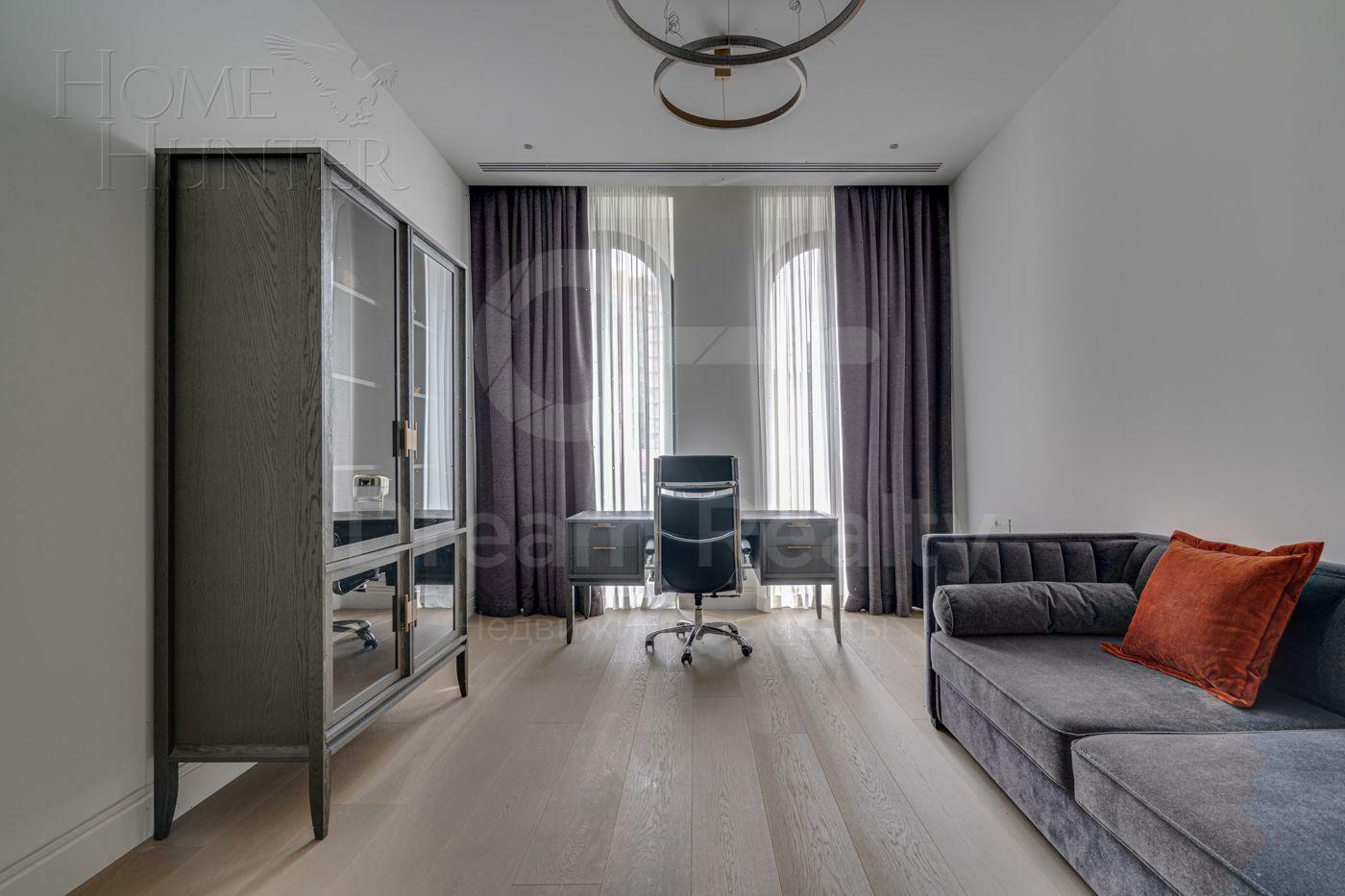 2-КОМН. КВАРТИРА С ОТДЕЛКОЙ 165.9 М² НА 4 ЭТАЖЕ