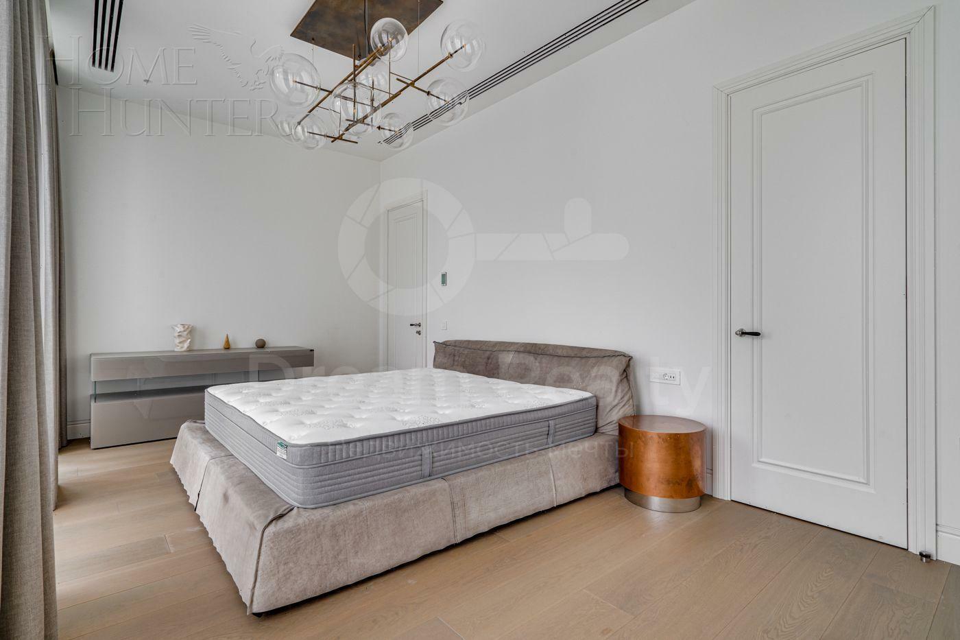 2-КОМН. КВАРТИРА С ОТДЕЛКОЙ 165.9 М² НА 4 ЭТАЖЕ