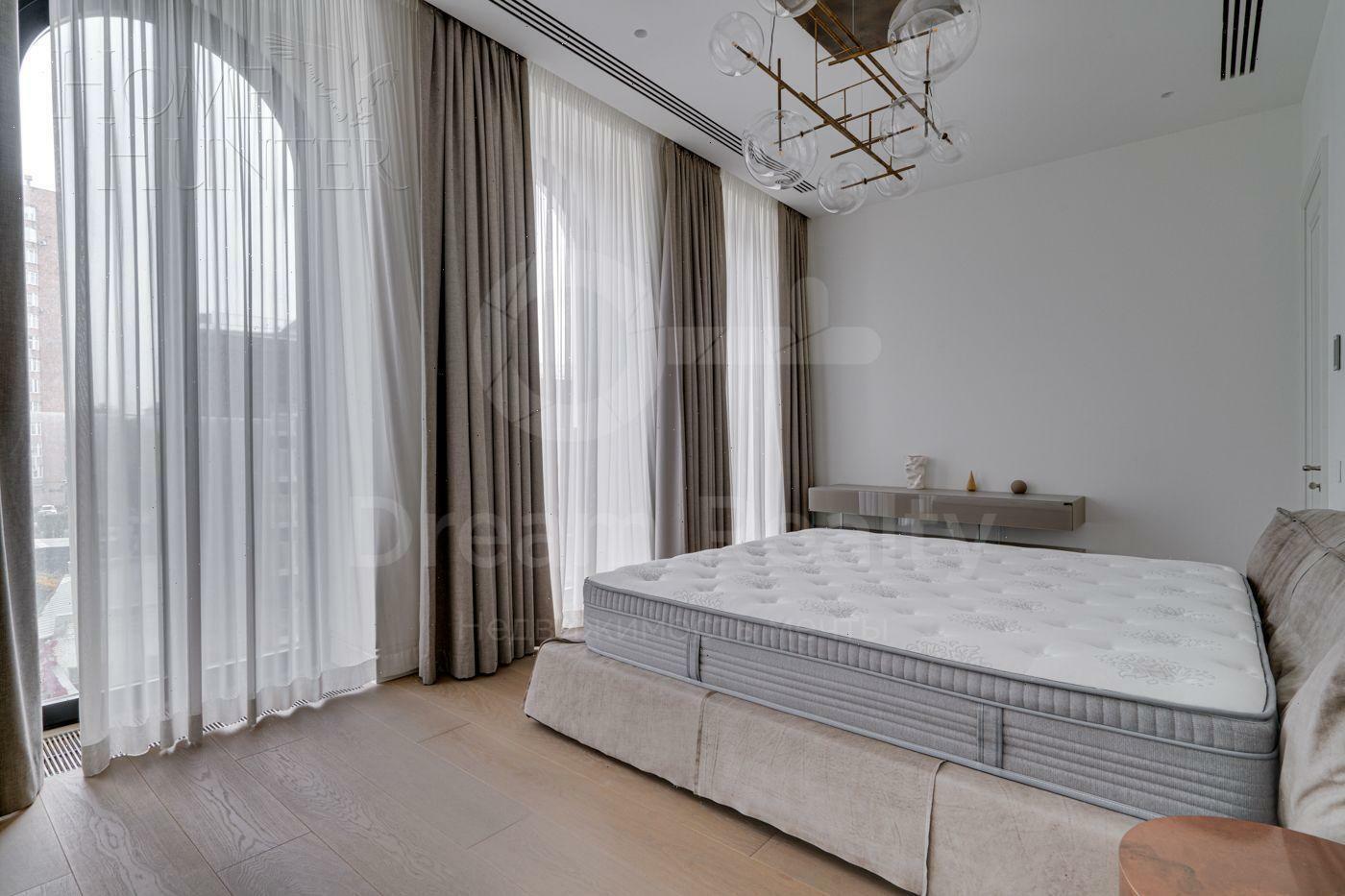 2-КОМН. КВАРТИРА С ОТДЕЛКОЙ 165.9 М² НА 4 ЭТАЖЕ