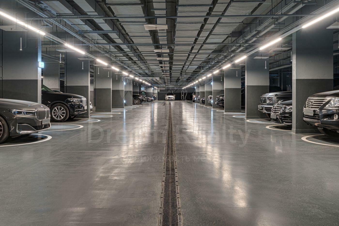 2-КОМН. КВАРТИРА С ОТДЕЛКОЙ 165.9 М² НА 4 ЭТАЖЕ