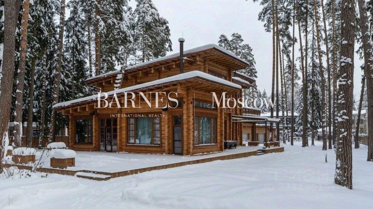 2-этажный коттедж 470 м² с отделкой