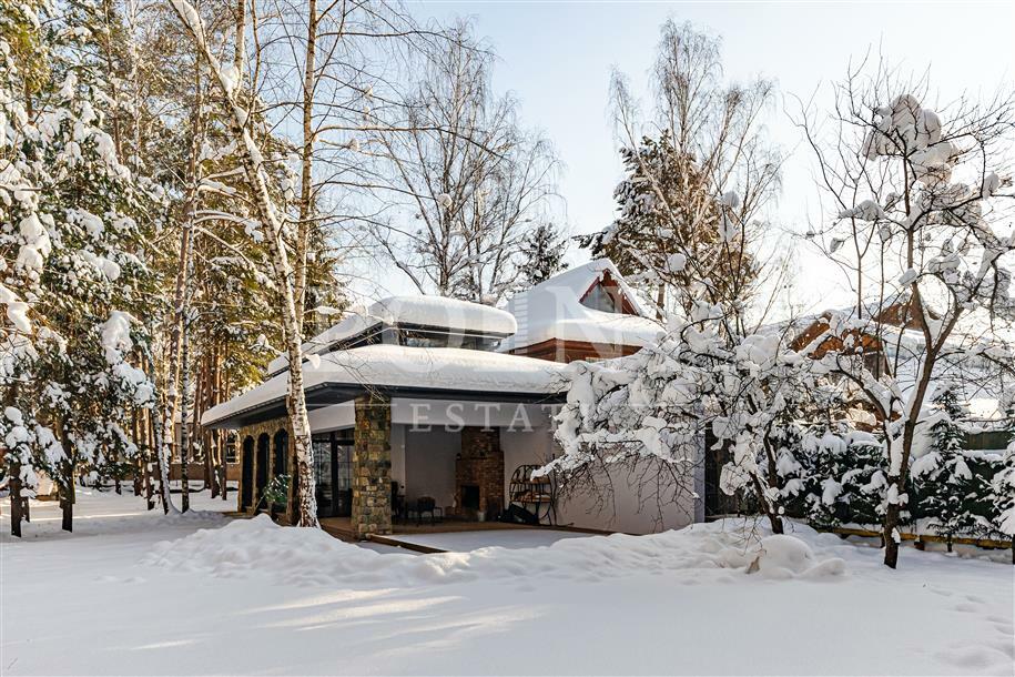 2-этажный коттедж 600 м² с отделкой