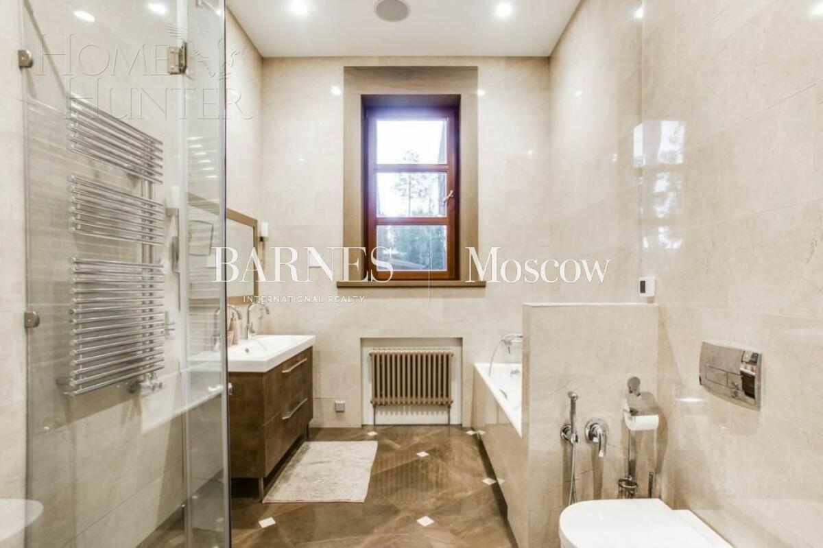 2-этажный коттедж 470 м² с отделкой