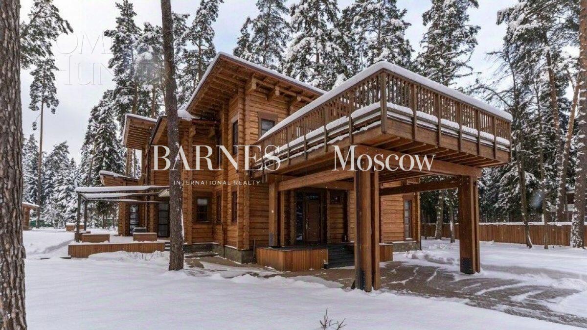 2-этажный коттедж 470 м² с отделкой