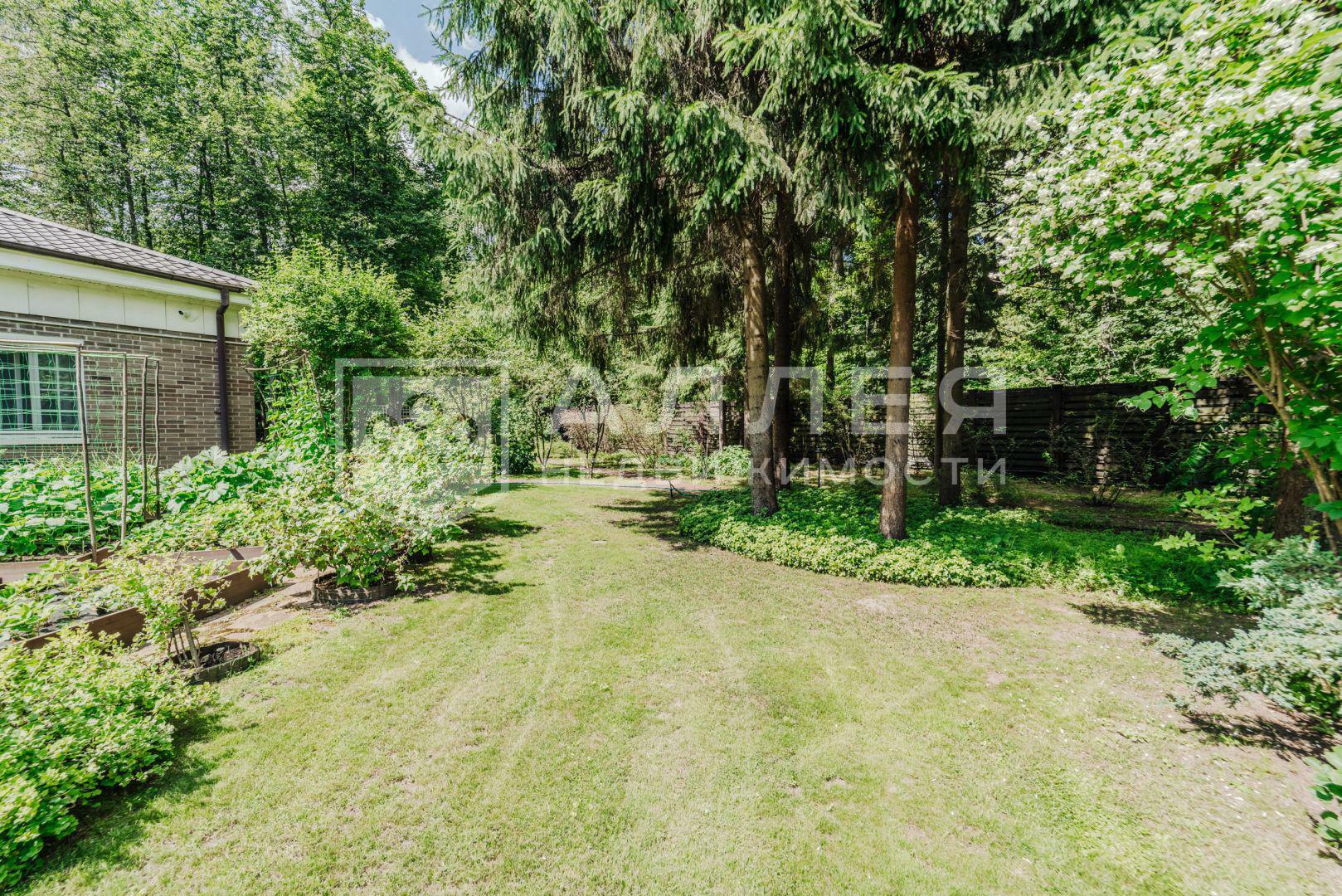 2-этажный коттедж 450 м² с отделкой