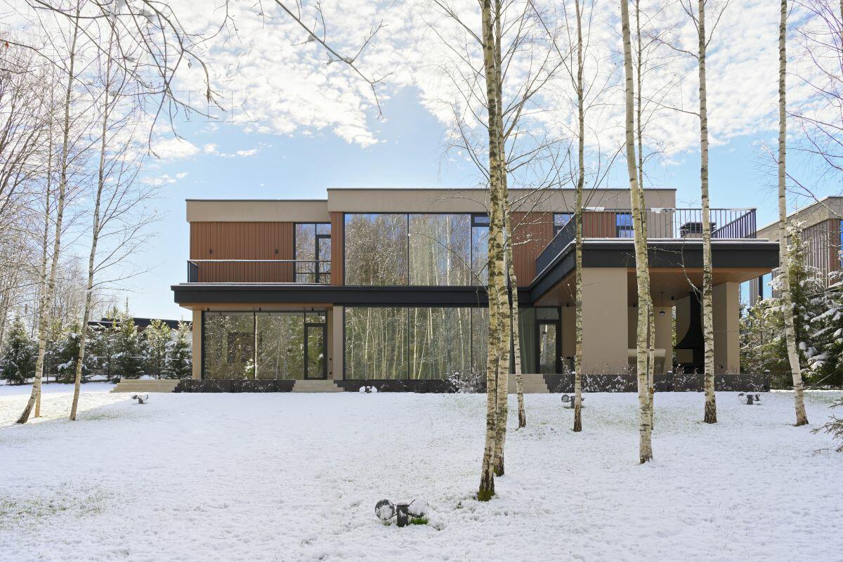 2-этажный коттедж 628 м² с отделкой