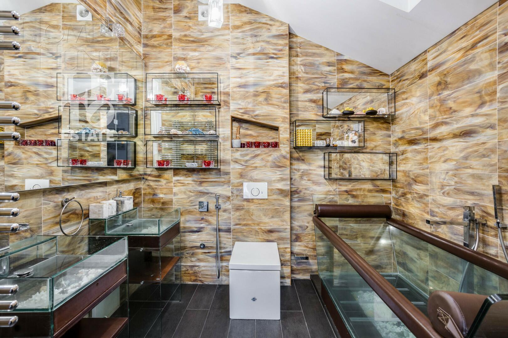 2-этажный коттедж 480 м² с отделкой