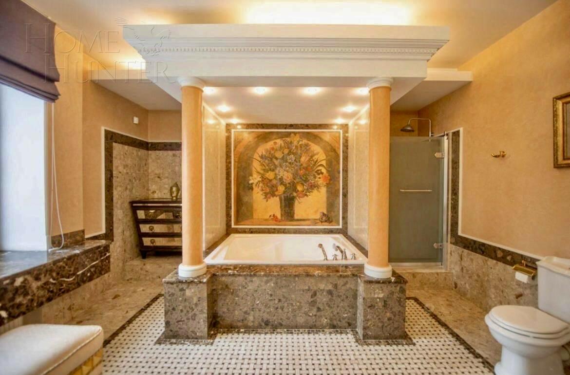 3-этажный коттедж 700 м² с отделкой