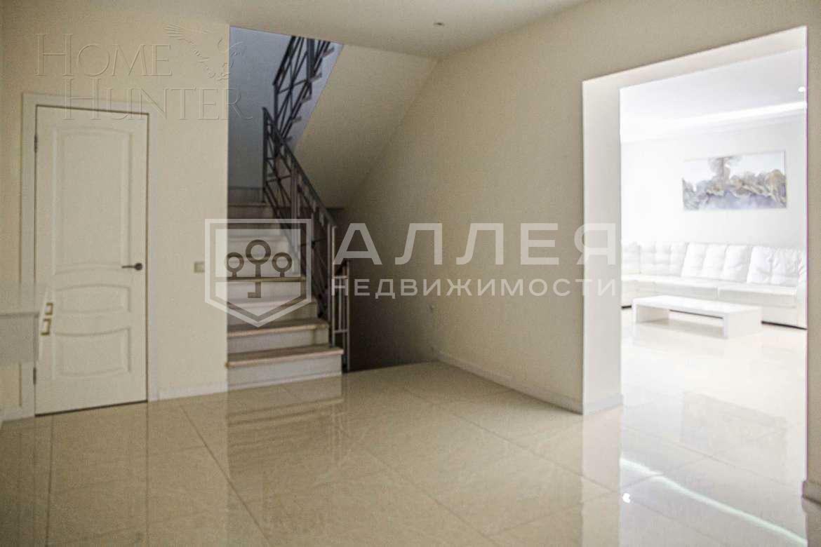 2-этажный коттедж 487 м² с отделкой