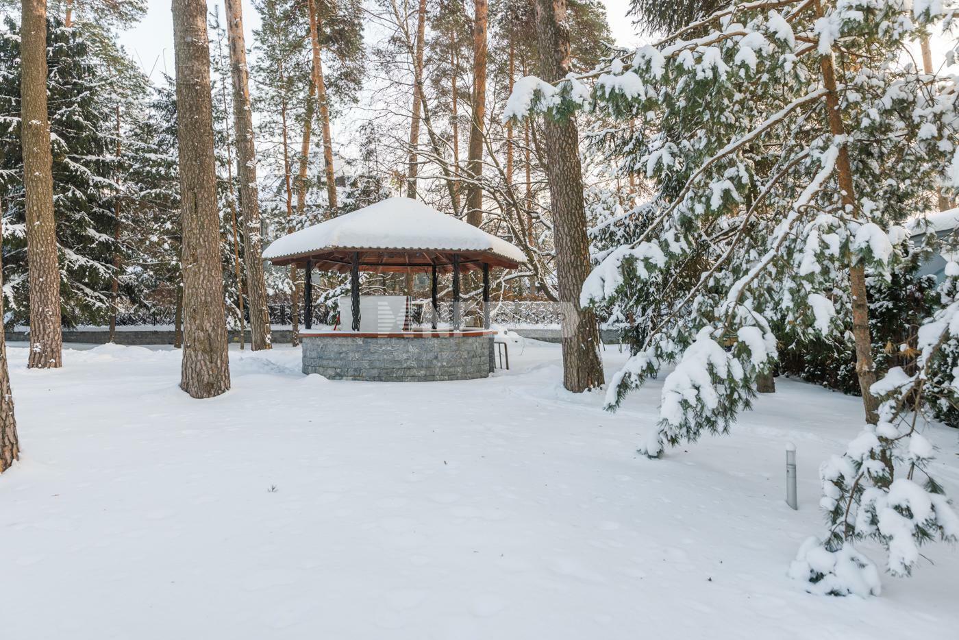 3-этажный коттедж 1 074 м² без отделки