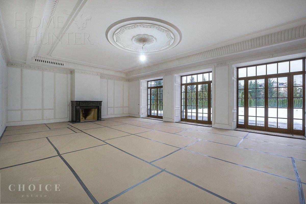 2-этажный коттедж 1 750 м² с отделкой