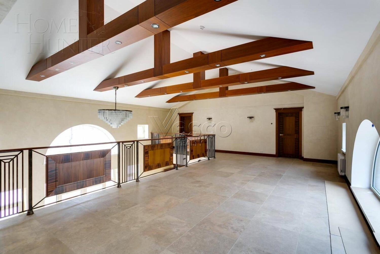 2-этажный коттедж 1 800 м² с отделкой