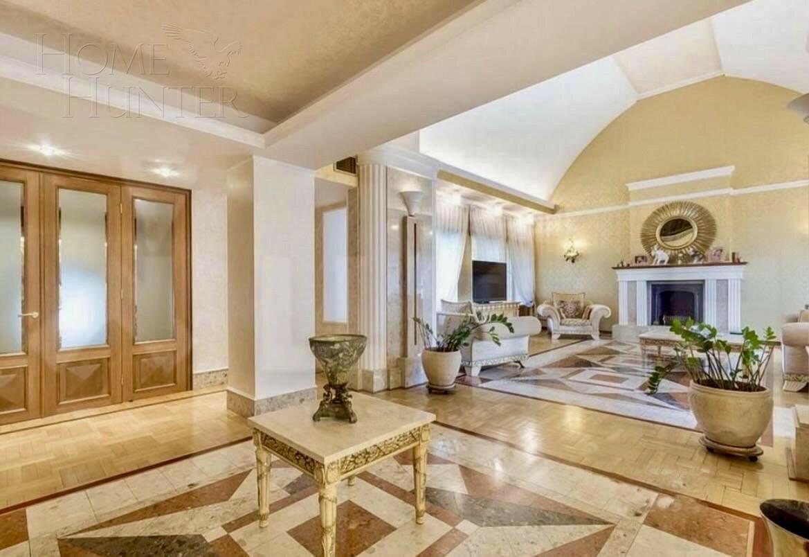 3-этажный коттедж 700 м² с отделкой