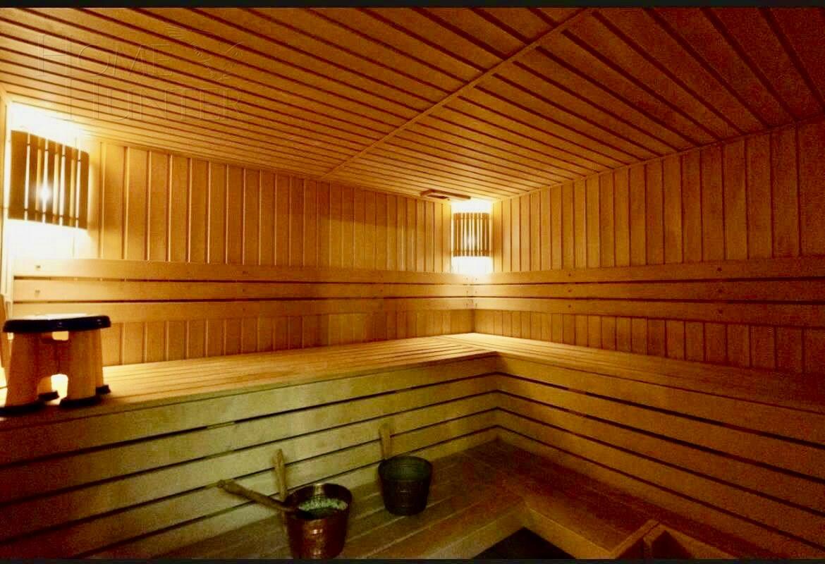 3-этажный коттедж 700 м² с отделкой