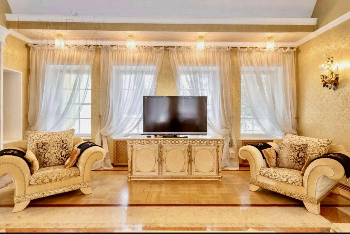 3-этажный коттедж 700 м² с отделкой