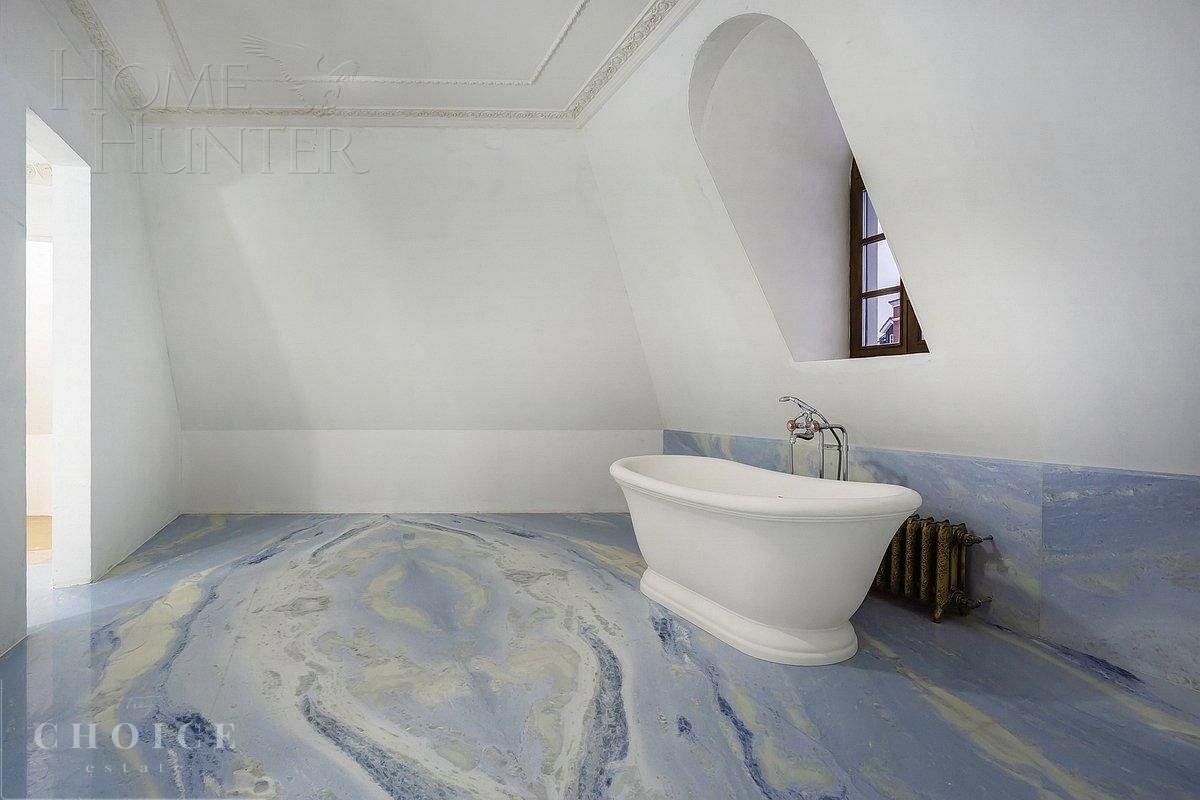 2-этажный коттедж 1 750 м² с отделкой