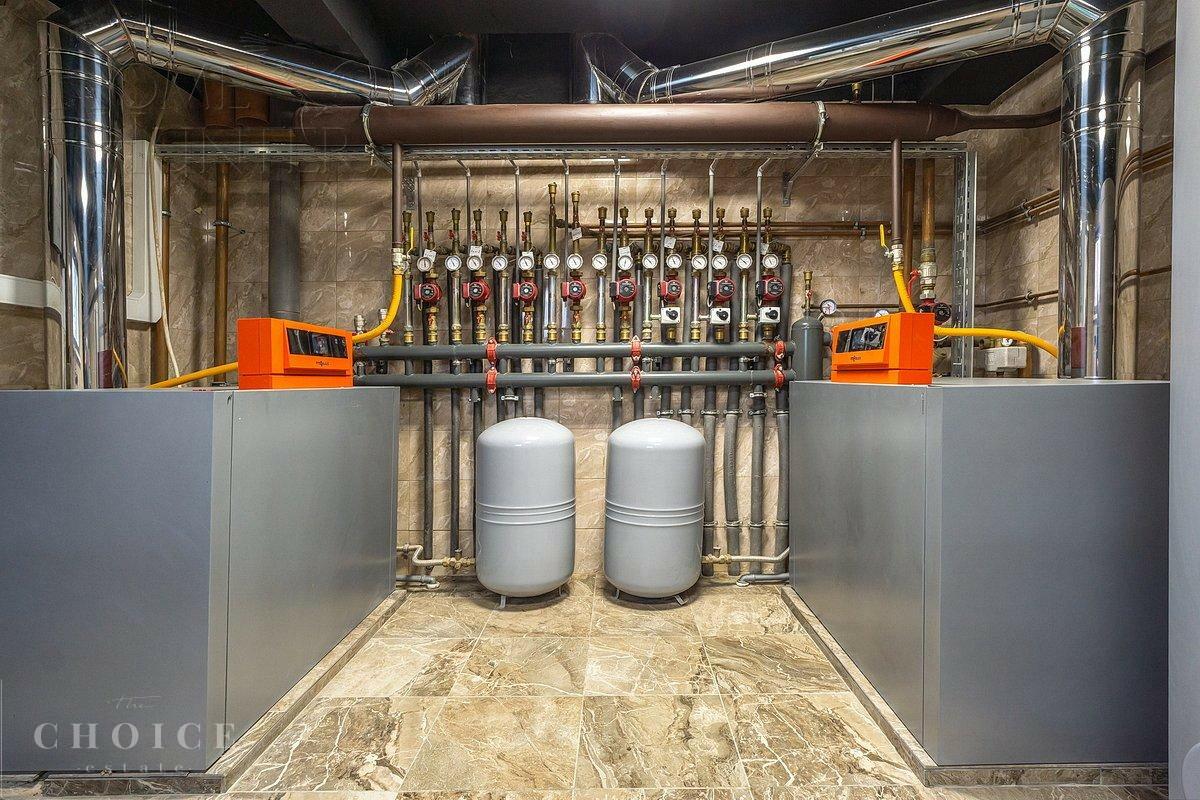 2-этажный коттедж 1 750 м² с отделкой