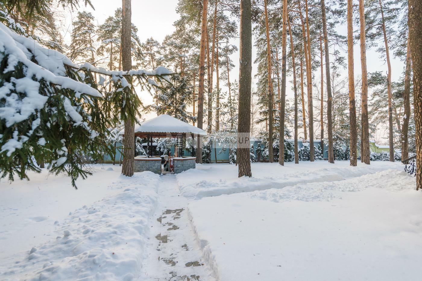 3-этажный коттедж 1 074 м² без отделки