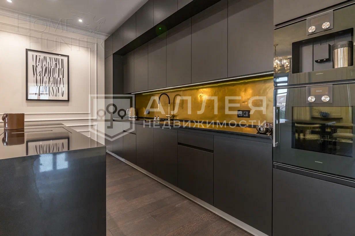 2-этажный коттедж 961 м² с отделкой