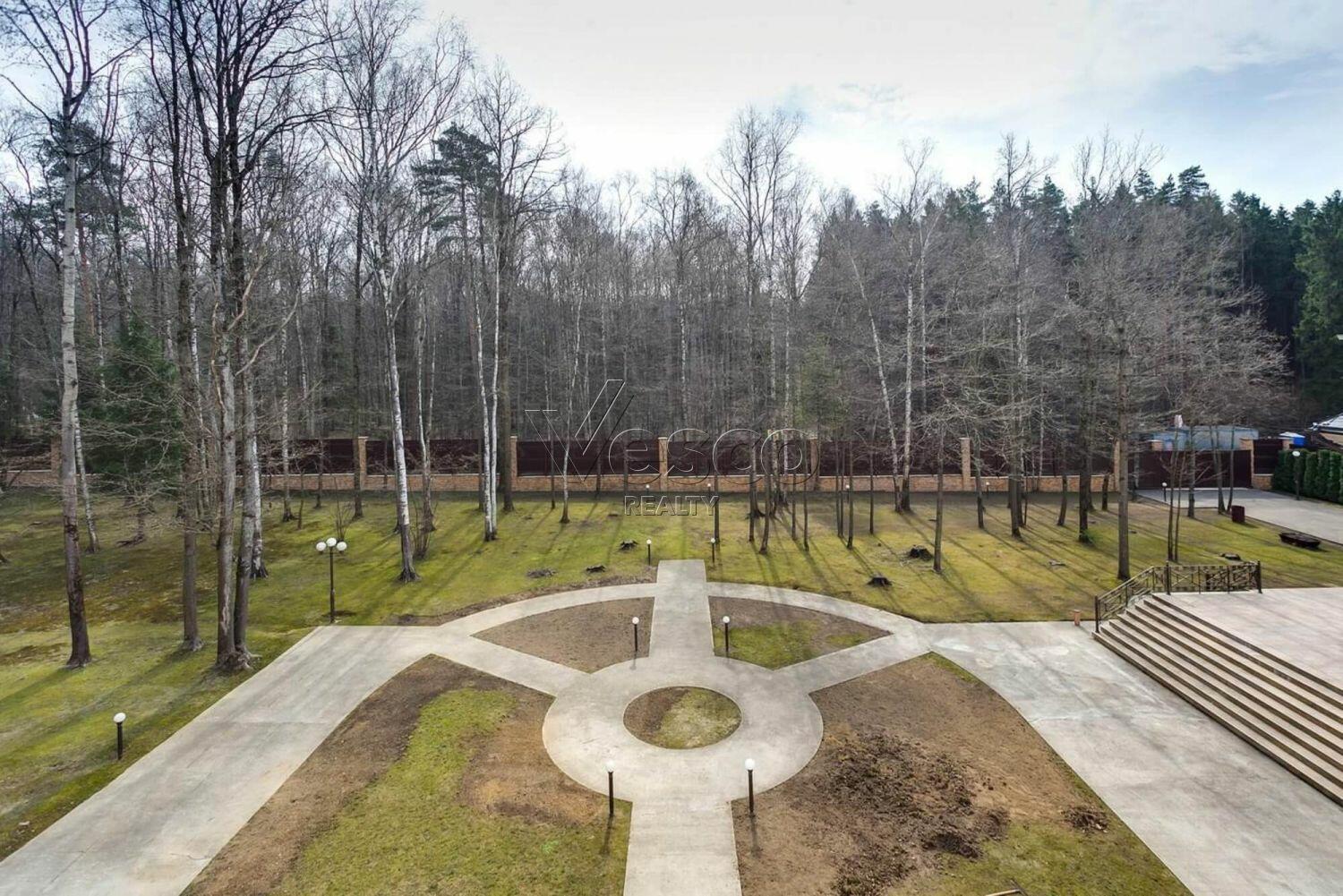 2-этажный коттедж 1 800 м² с отделкой