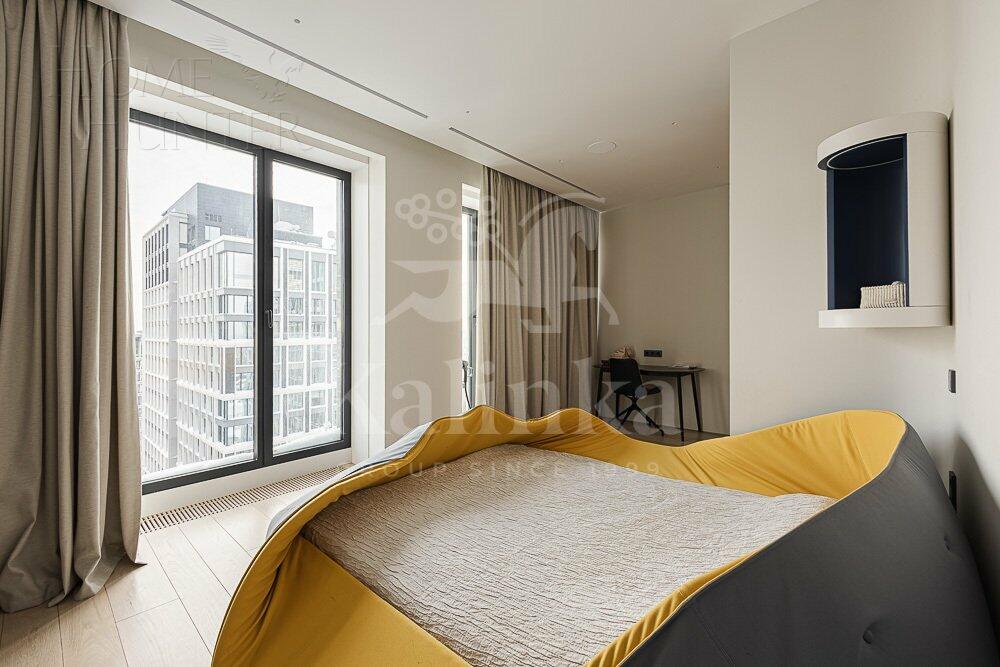 5-КОМН. КВАРТИРА С ОТДЕЛКОЙ 296 М² НА 35 ЭТАЖЕ