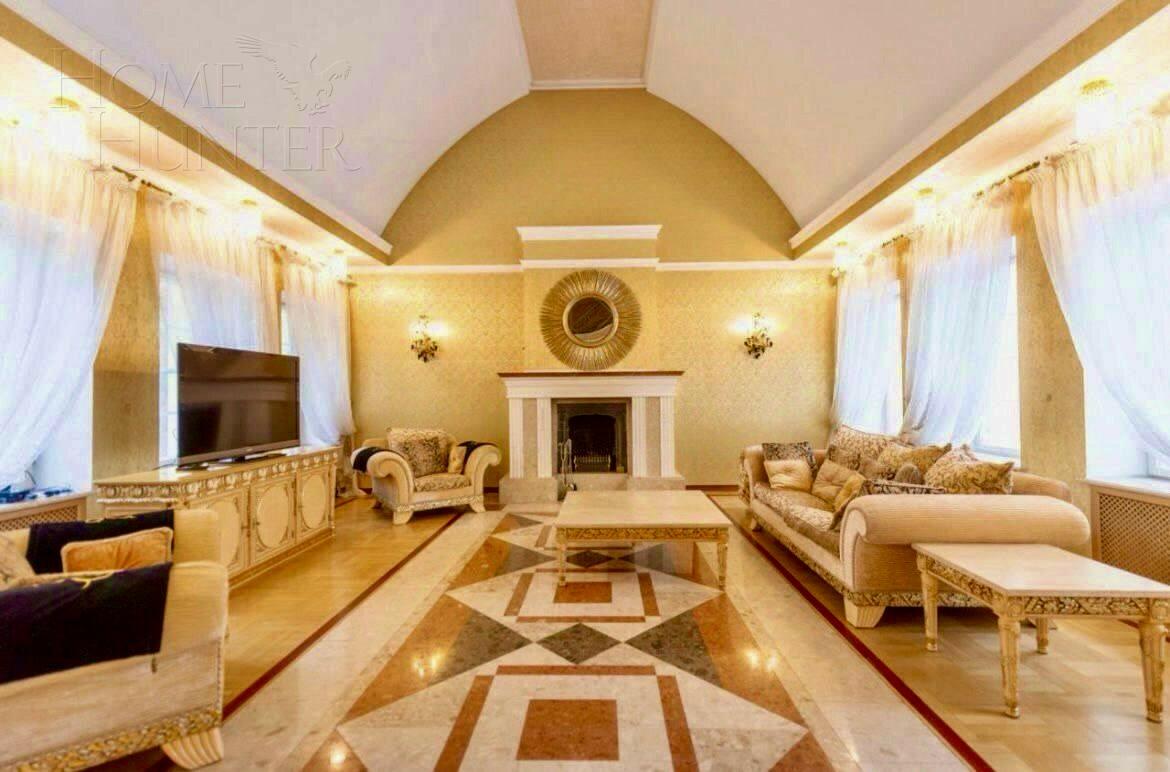 3-этажный коттедж 700 м² с отделкой