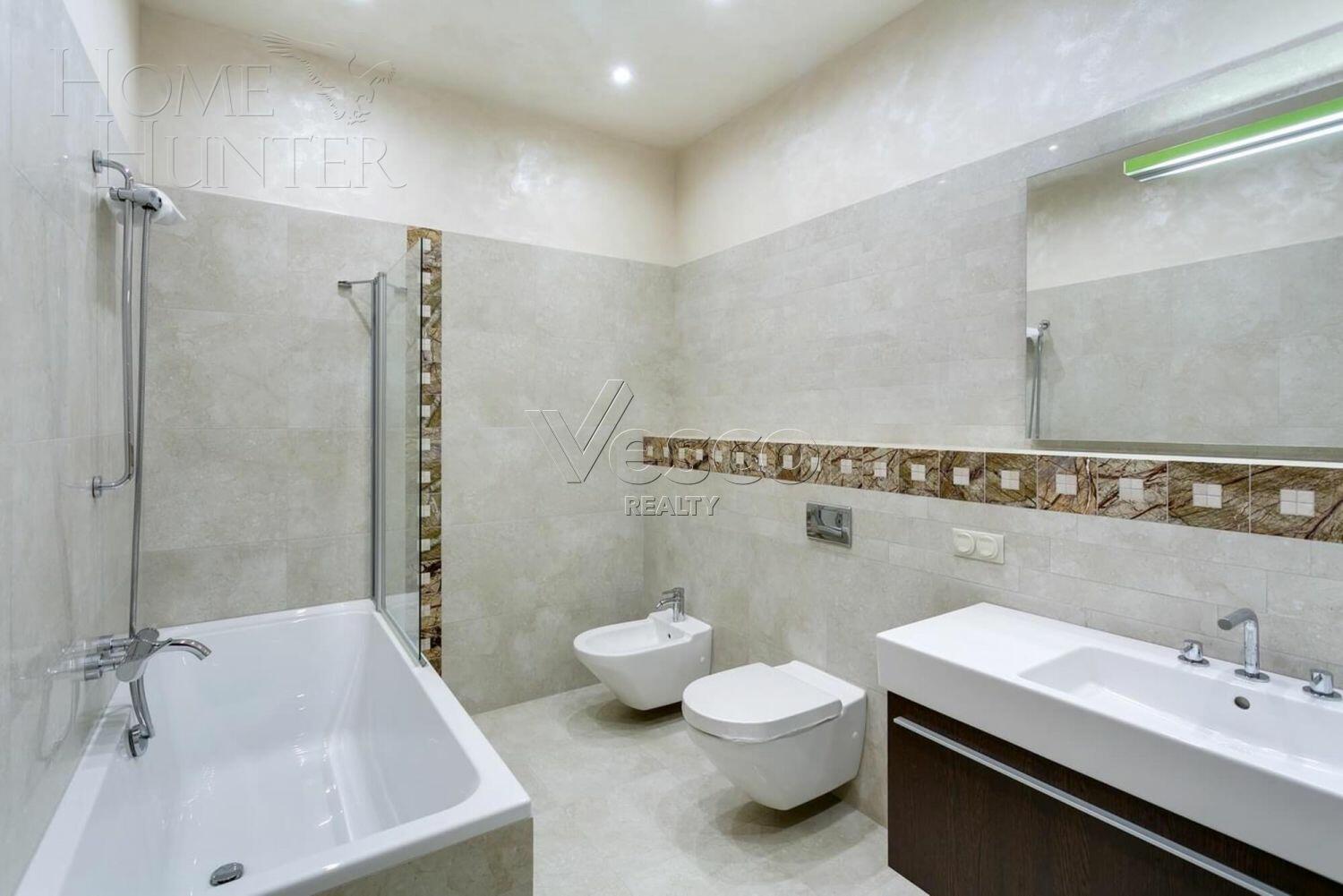 2-этажный коттедж 1 800 м² с отделкой