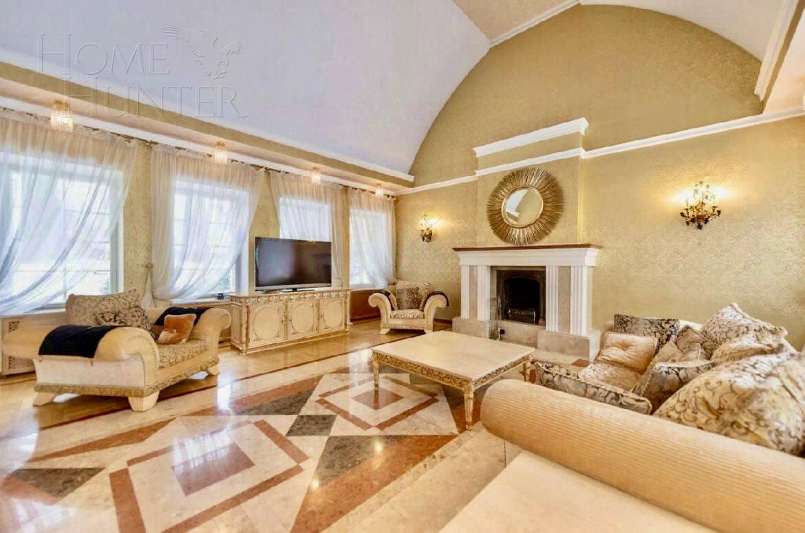 3-этажный коттедж 700 м² с отделкой