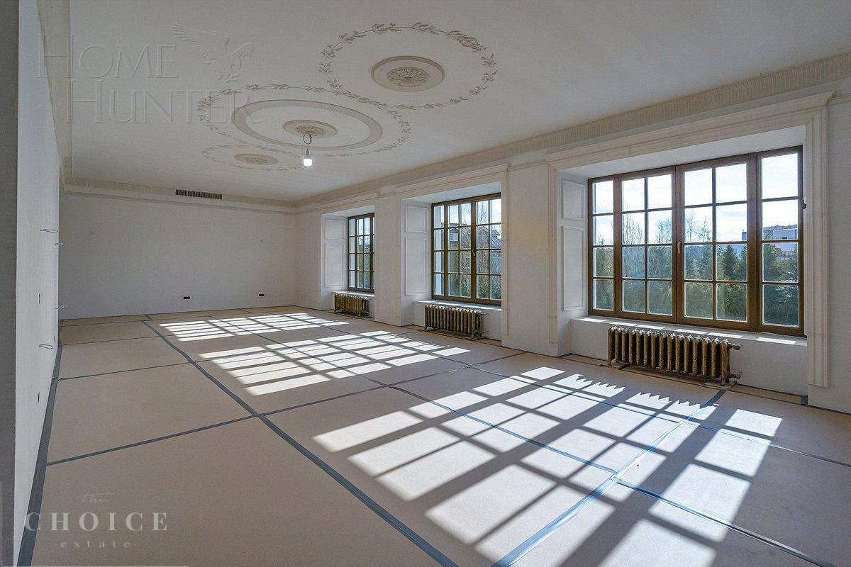 2-этажный коттедж 1 750 м² с отделкой