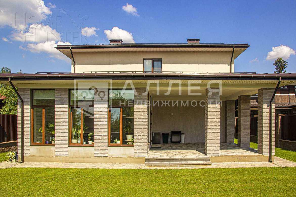 2-этажный коттедж 487 м² с отделкой