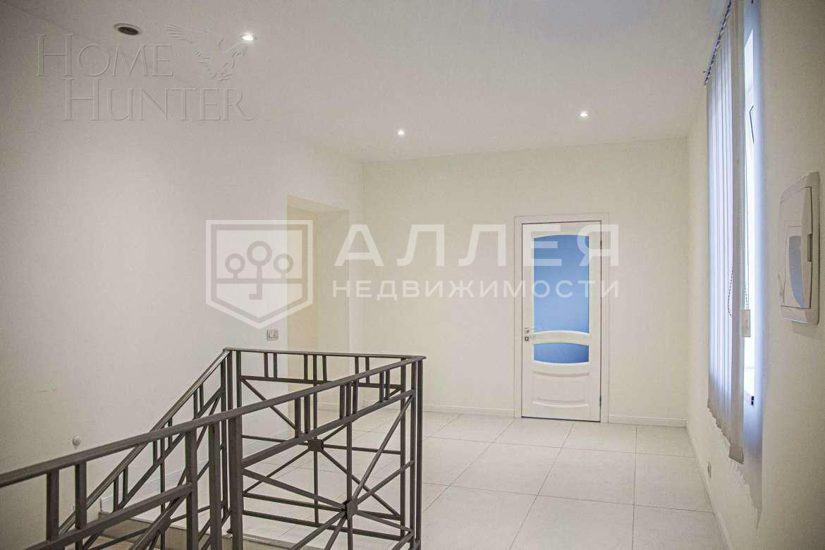 2-этажный коттедж 487 м² с отделкой