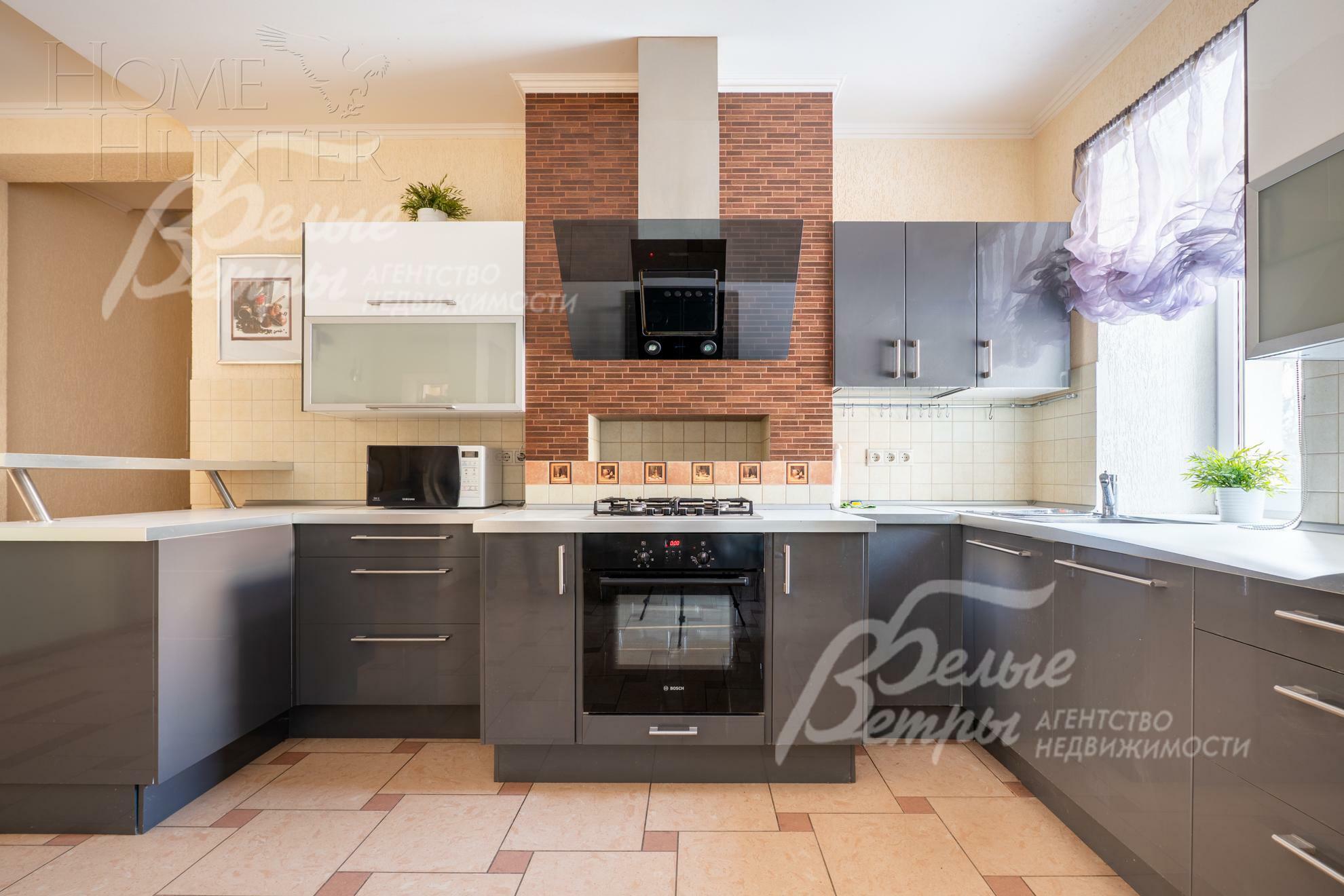 2-этажный коттедж 365 м² с отделкой