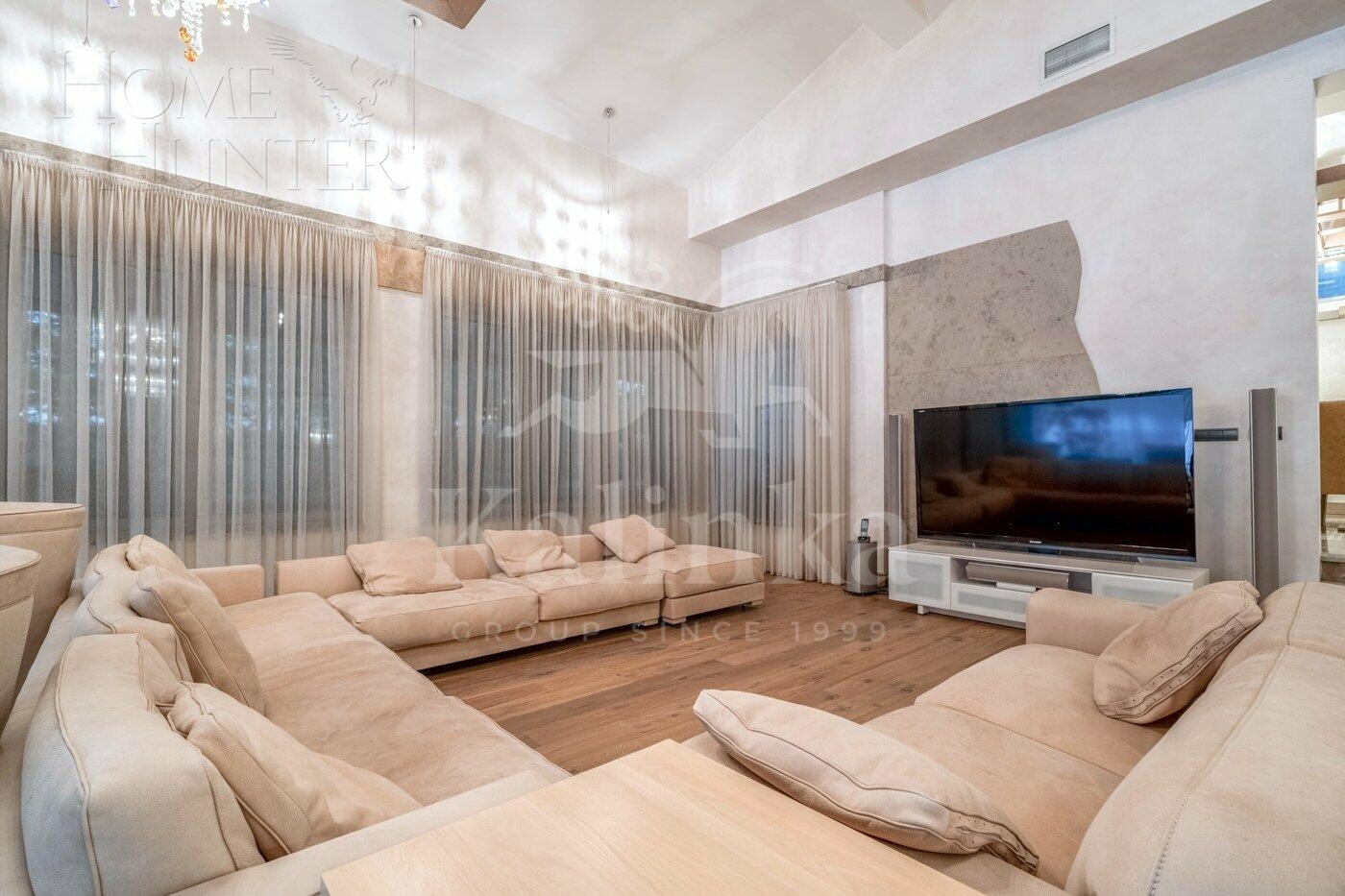 2-этажный коттедж 1 550 м² с отделкой