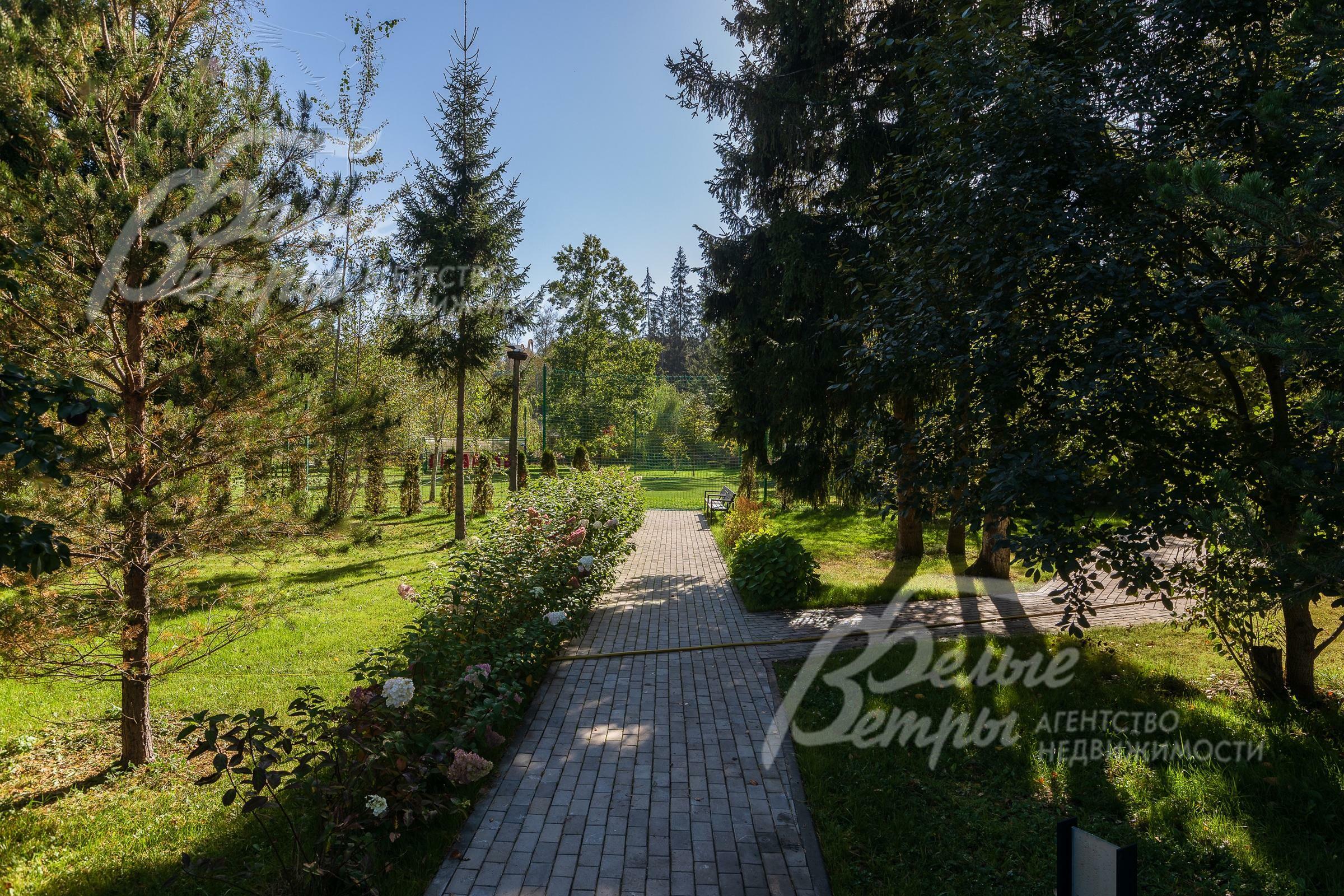 2-этажный коттедж 905.4 м² с отделкой