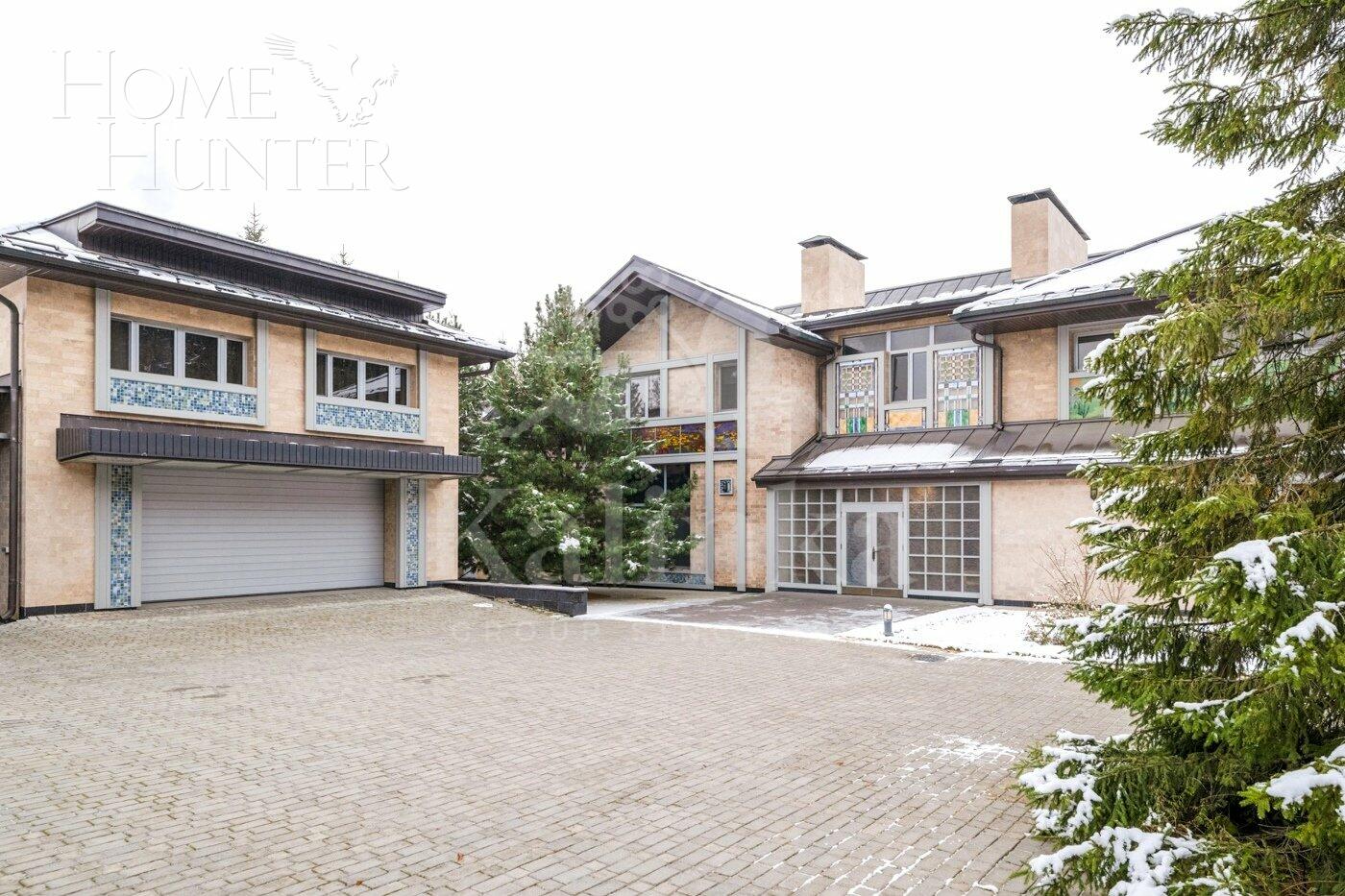 2-этажный коттедж 1 550 м² с отделкой