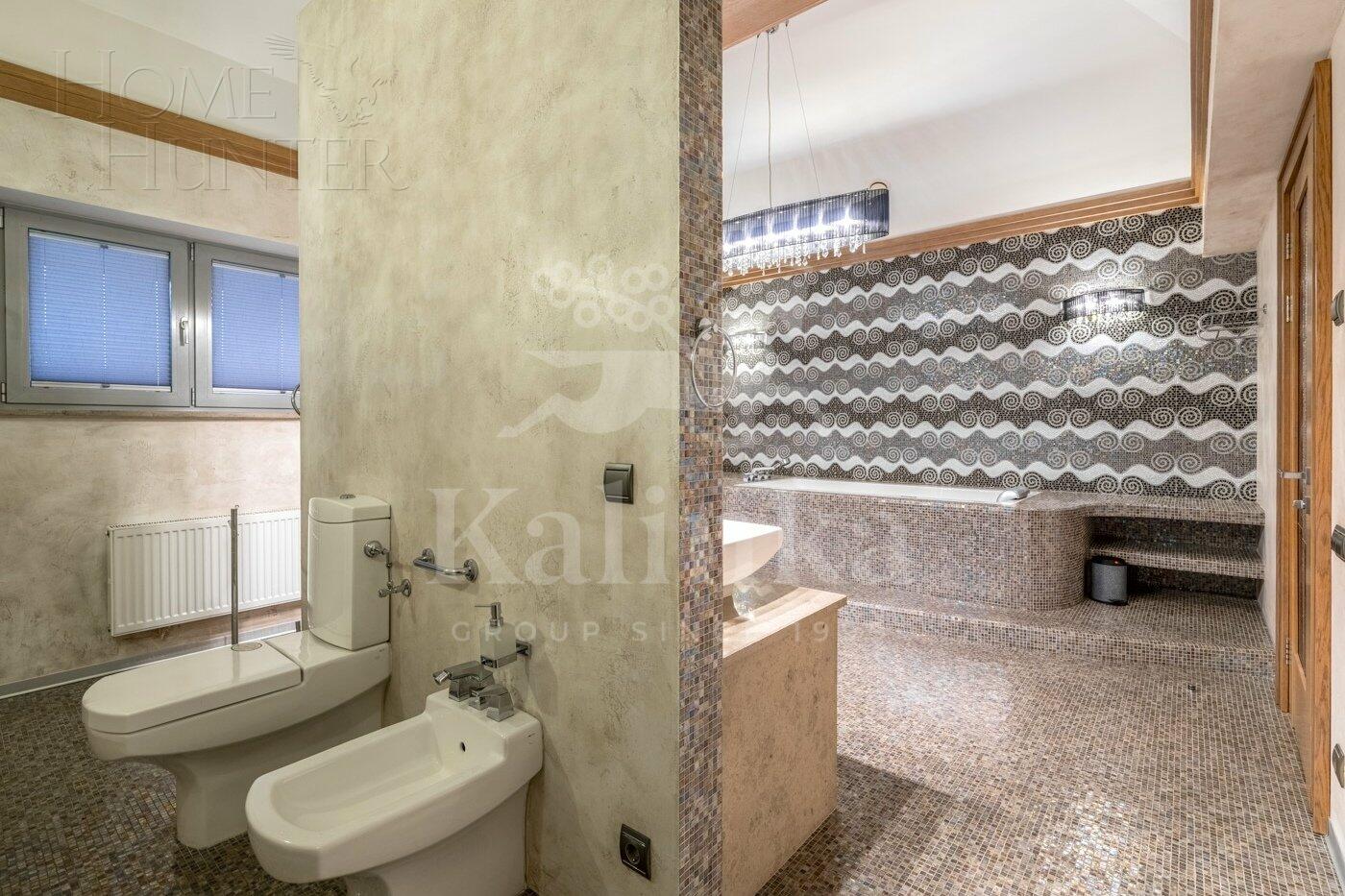 2-этажный коттедж 1 550 м² с отделкой