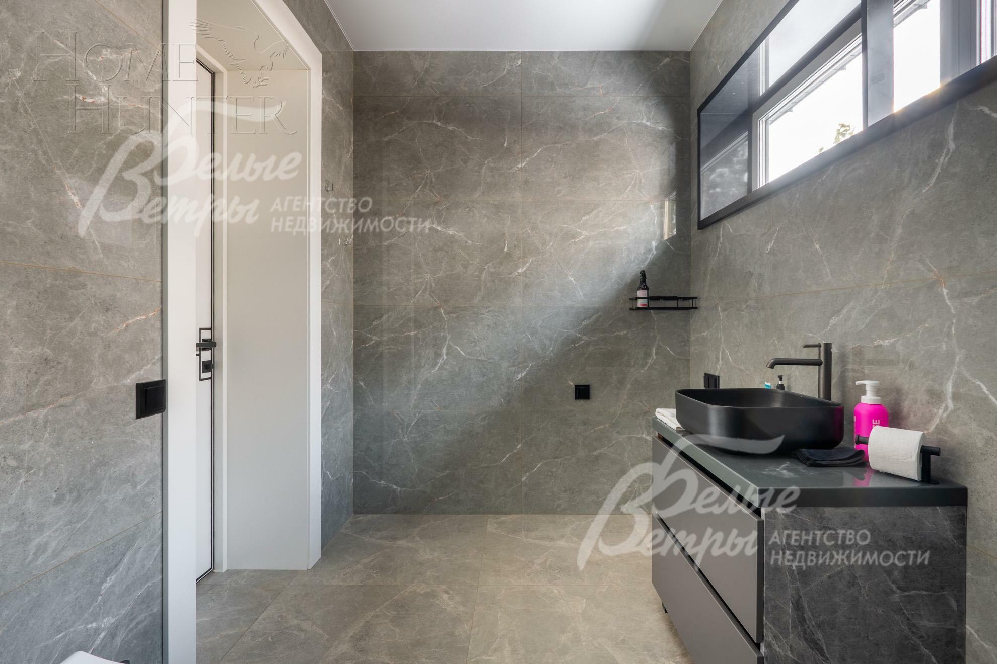 1-этажный коттедж 200 м² с отделкой