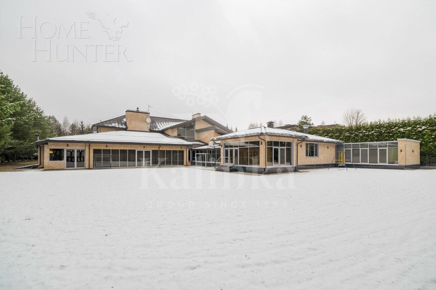 2-этажный коттедж 1 550 м² с отделкой