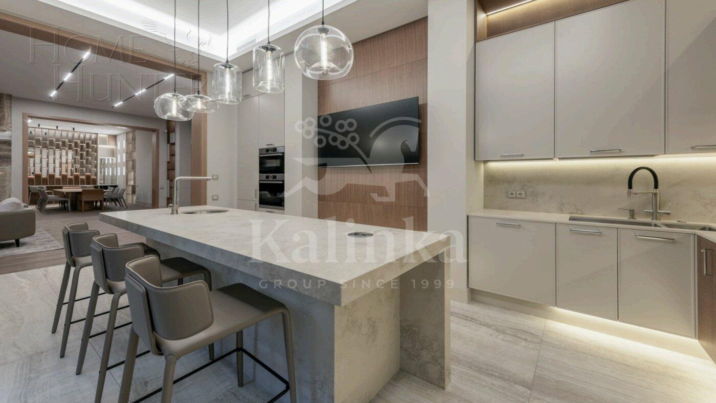 2-этажный коттедж 400 м² с отделкой