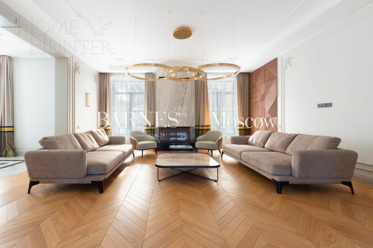 2-этажный коттедж 610 м² с отделкой