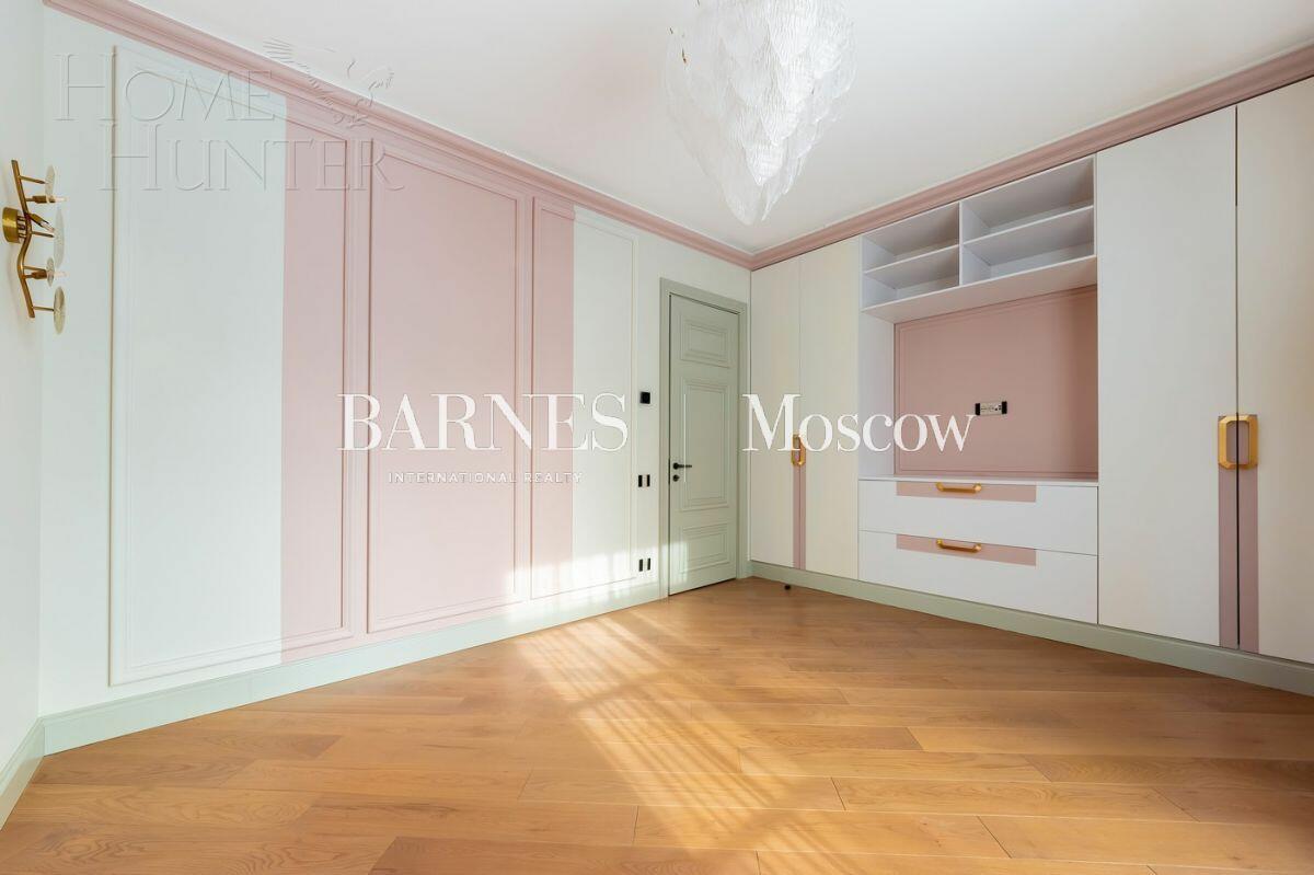 2-этажный коттедж 610 м² с отделкой